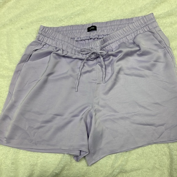 Express High Waist Lavender Shorts NWT - Picture 2 of 7